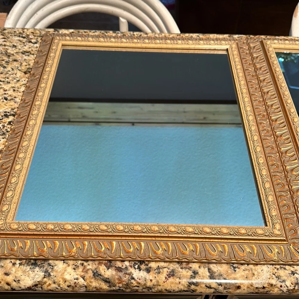 2 mirrors